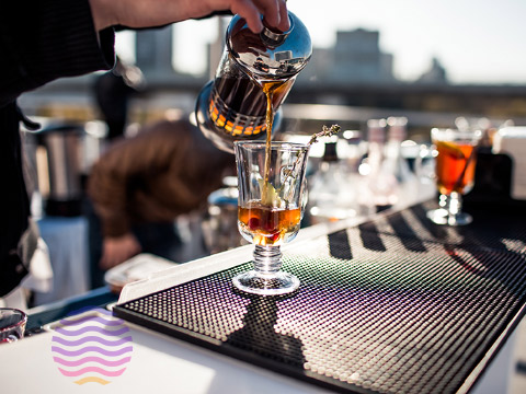 Бар для гостей праздника