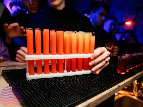 Коктейли в пробирках