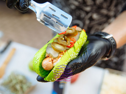 Сосиски с булочкой на праздник