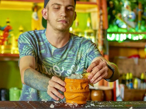 Бар в пляжном стиле